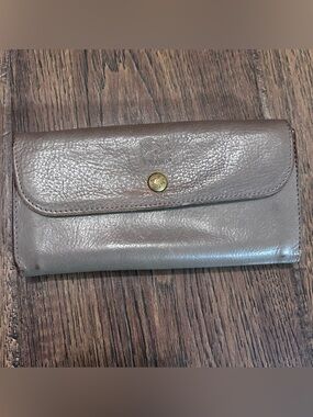 il bisonte Vintage Vegetable Dyed Leather Long Wallet Accordion Card Slots Tan